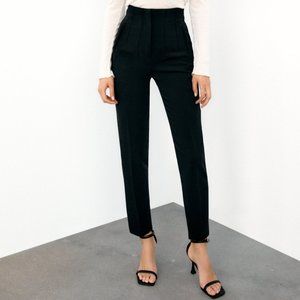HIGH-WAISTED PANTS - BLACK